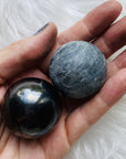 Shungite and tulikivi harmonizer balls for meditation