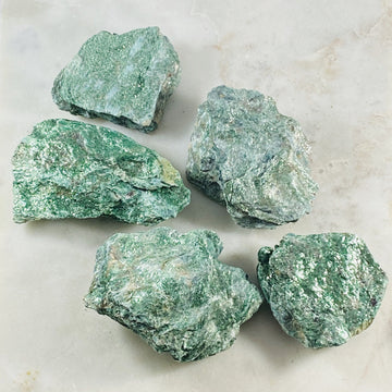 healing fuschite crystal energy